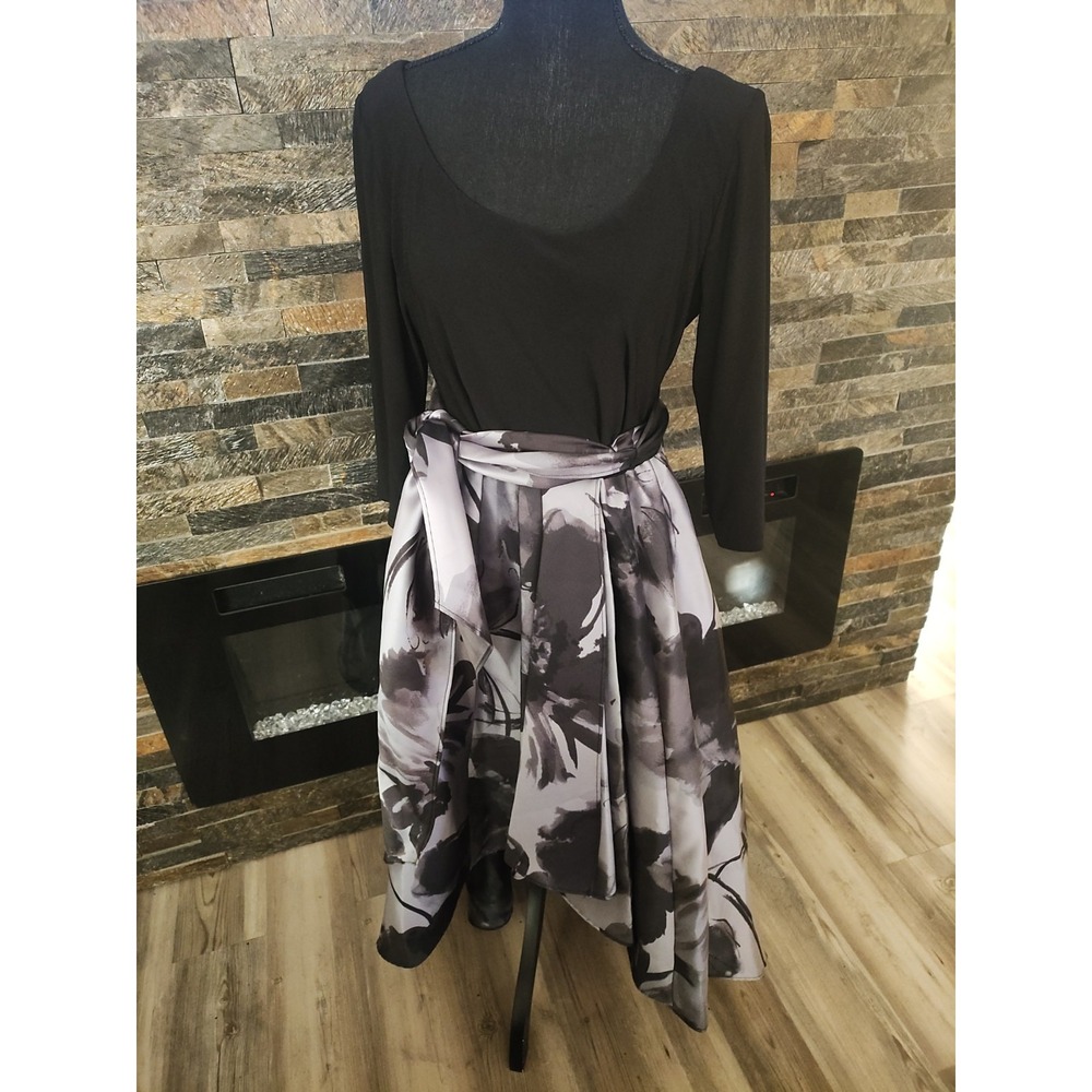 R&M Richards Formal Dress Black & Gray Size 10